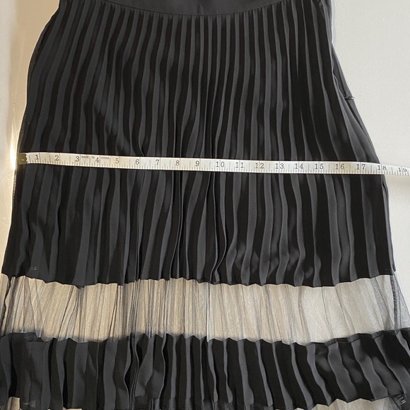 EUC & Other Stories Pleated See-through Midi Skirt - Picture 14 of 14